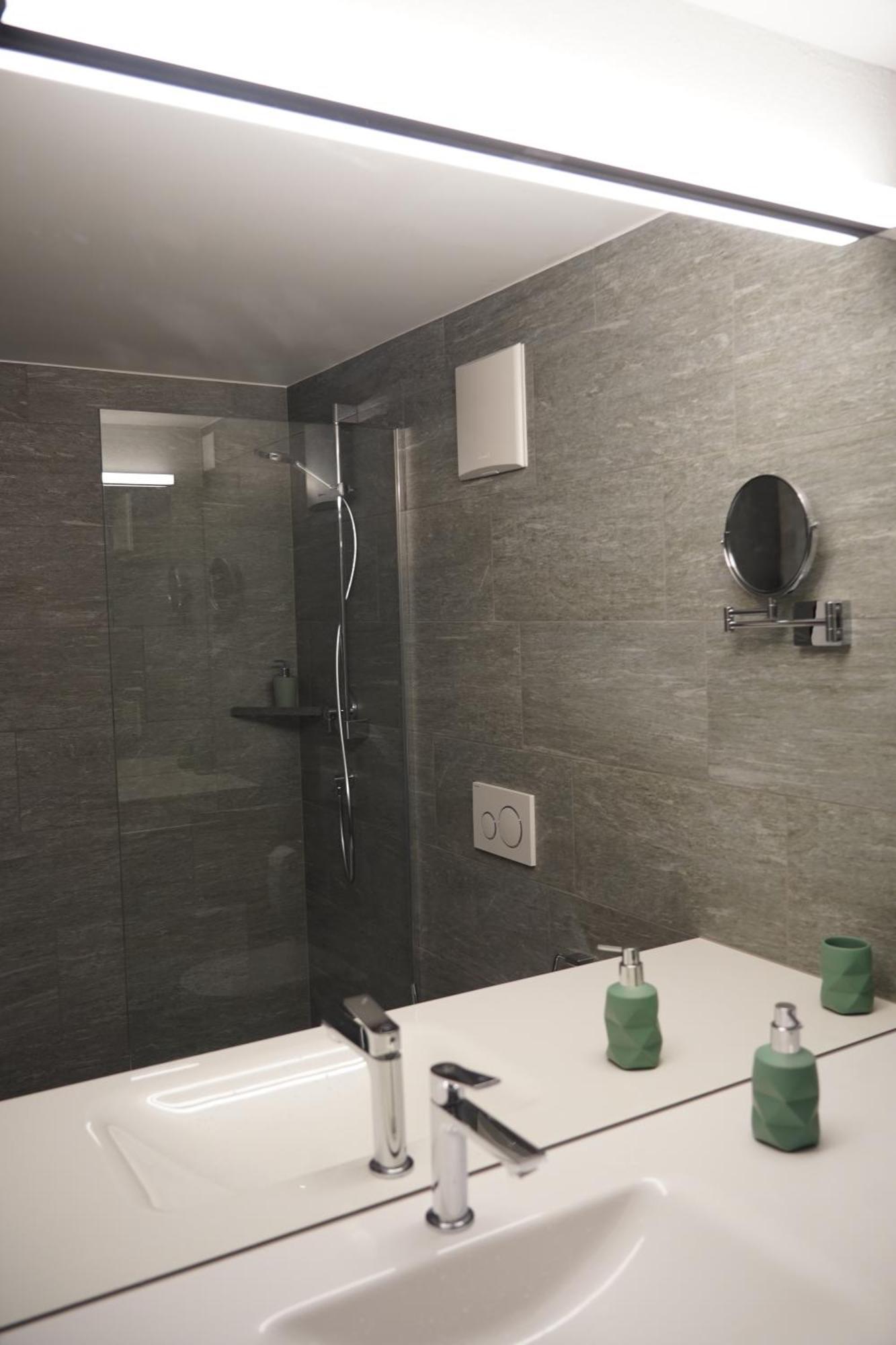 Appart Hotel Pitschonia Self Check-In Andeer Exterior foto